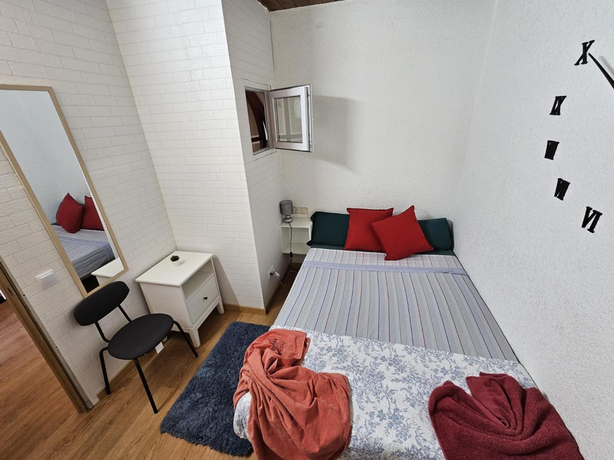 Meridiana Nino House Capsule hotel