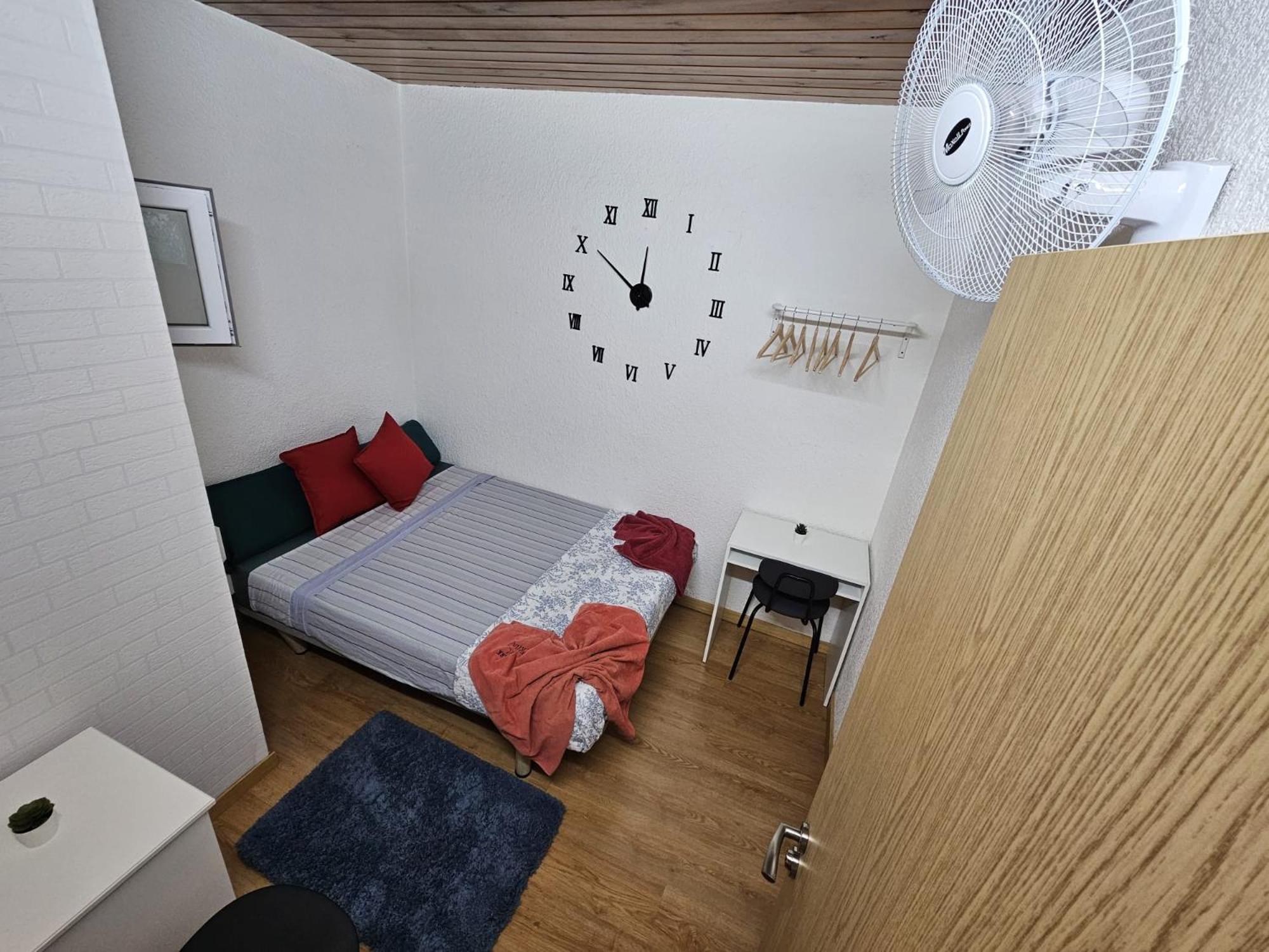 Meridiana Nino House Hotel a capsule Barcellona
